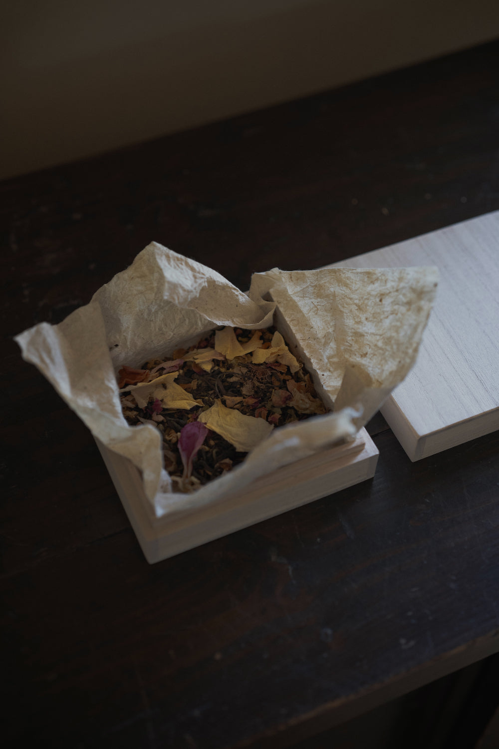 Botanical Potpourri　苔と花瓣　